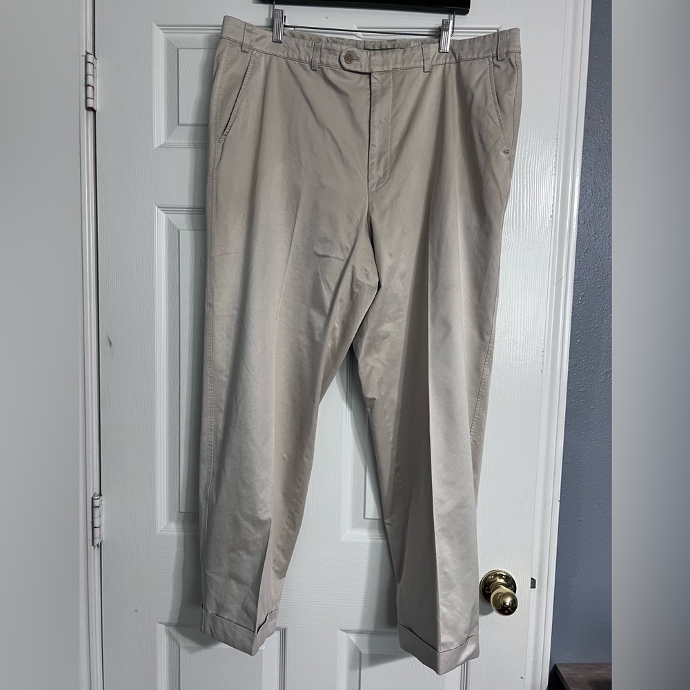 HILTL Men’s Beige/Tan Pants Flat Front Trousers 42 x 29.5 Work Travel Cuffed Hem